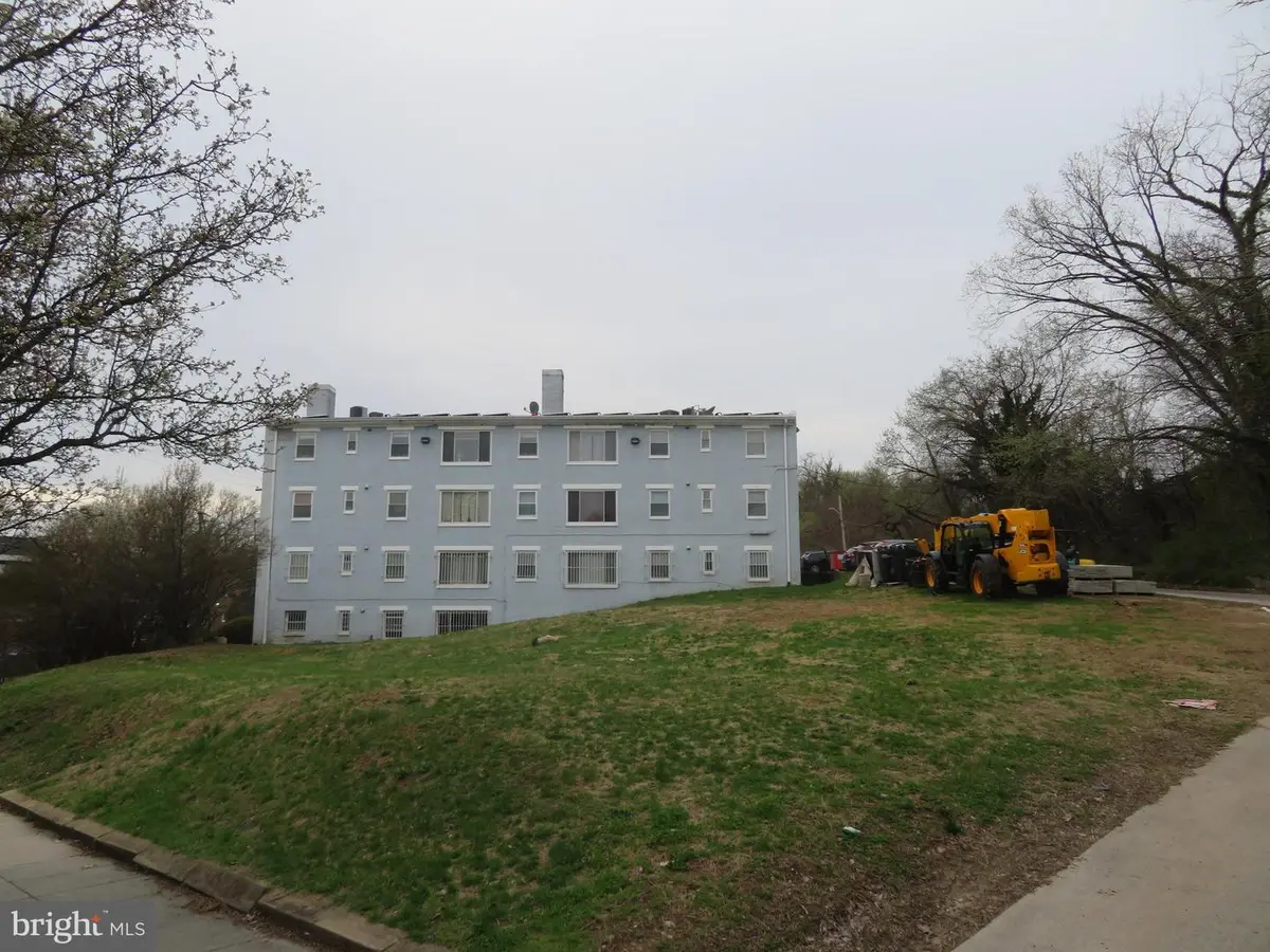 800 Barnaby St Se, Washington, DC 20032 - #1