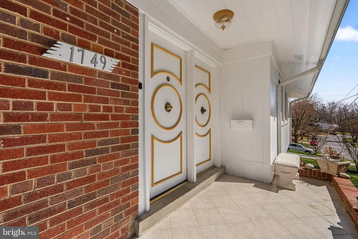 1749 Nw Verbena St Nw, Washington, DC 20012 - #1