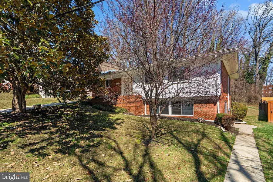 1749 Nw Verbena St Nw, Washington, DC 20012 - #2