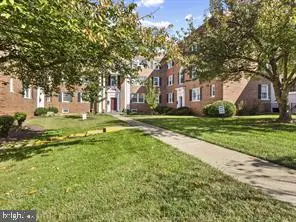 3810 W St Se #302, Washington, DC 20020 - #2