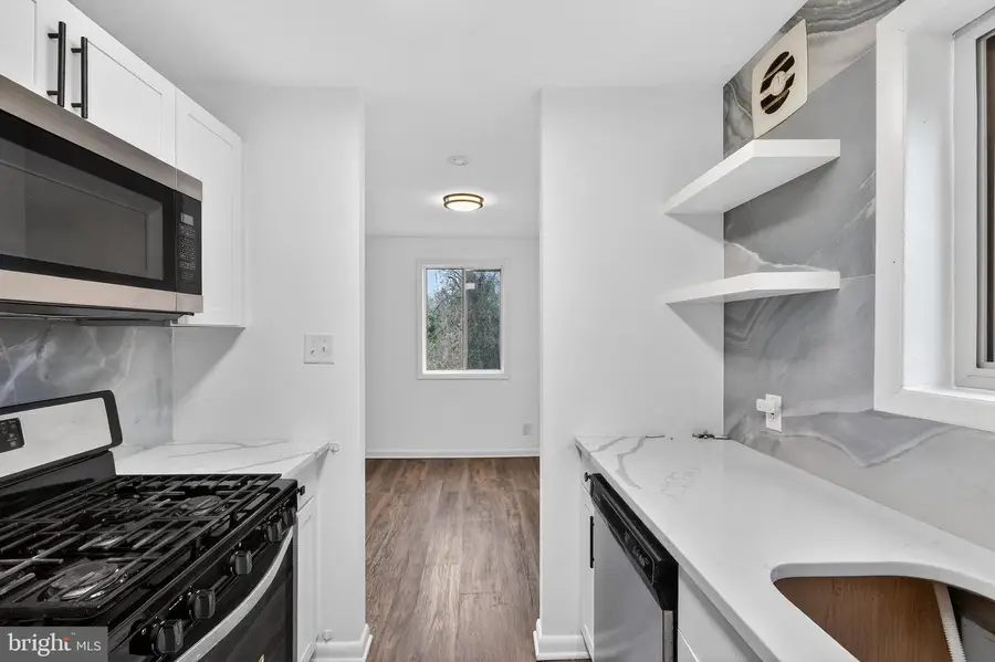 4570 Macarthur Blvd Nw #208, Washington, DC 20007 - #3