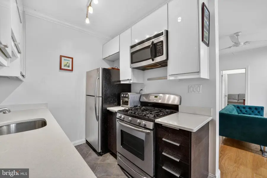 2325 42nd St Nw #104, Washington, DC 20007 - #2