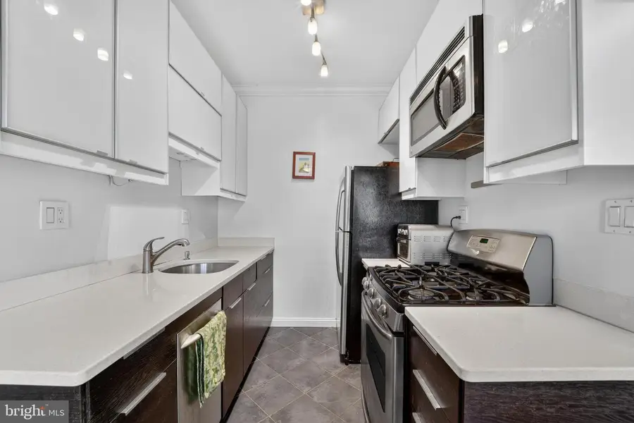 2325 42nd St Nw #104, Washington, DC 20007 - #3