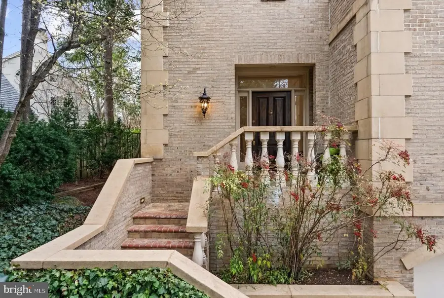 4613 Charleston Ter Nw, Washington, DC 20007 - #2