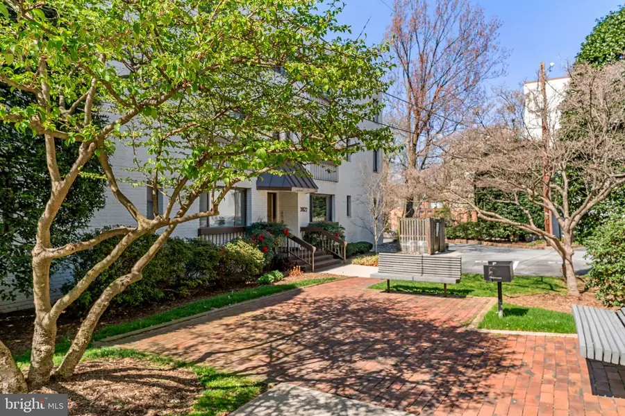 3827 Davis Pl Nw #5, Washington, DC 20007 - #2