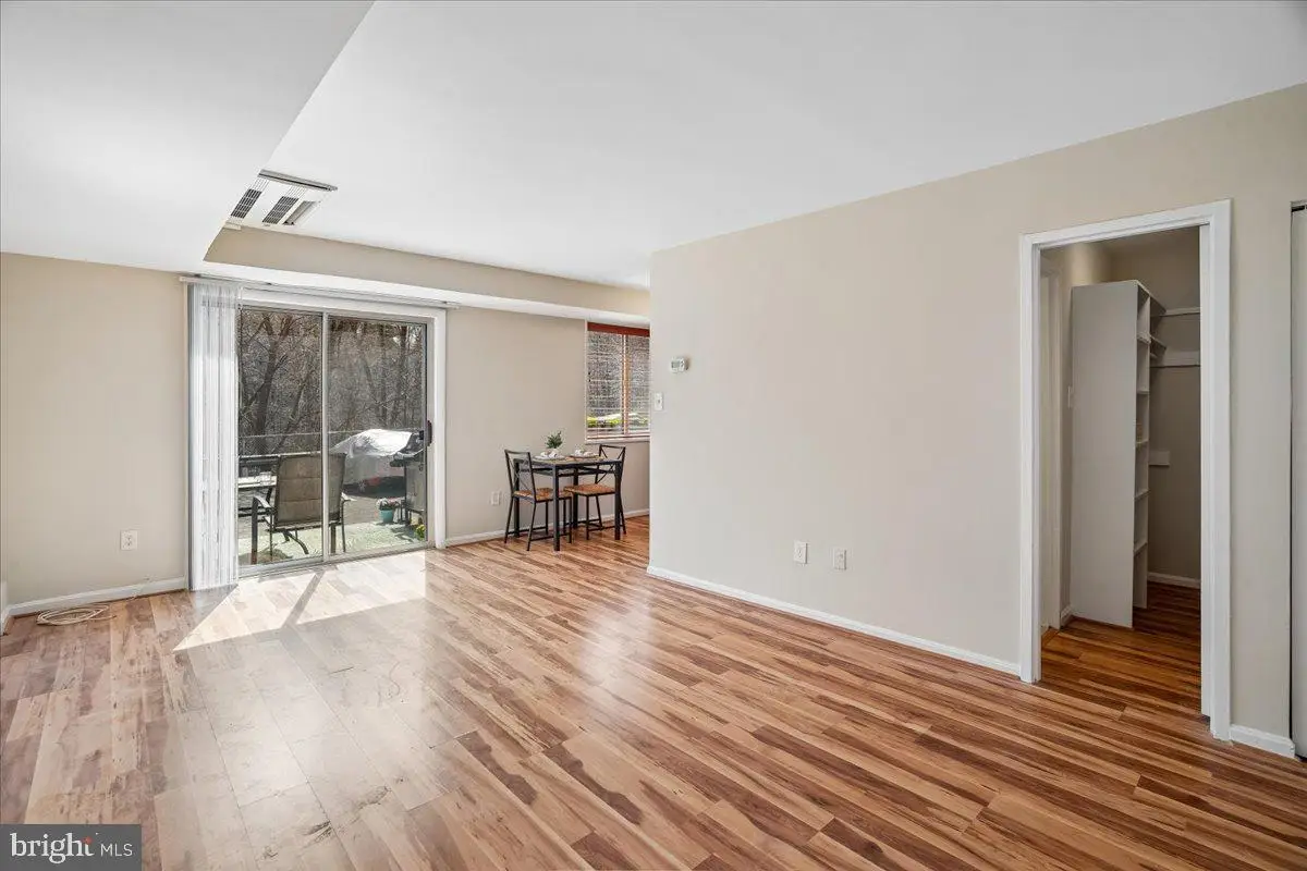 2710 Macomb St Nw #111, Washington, DC 20008 - #1