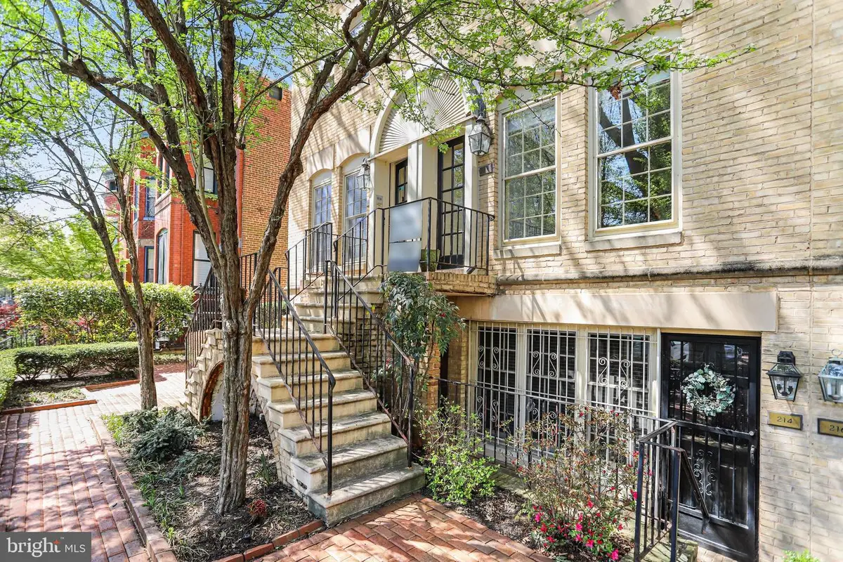 212 3rd St Ne #a, Washington, DC 20002 - #1