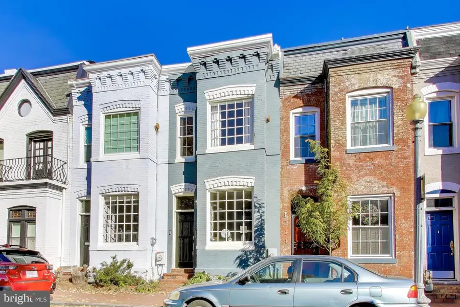 1238 Linden Pl Ne, Washington, DC 20002 - #2