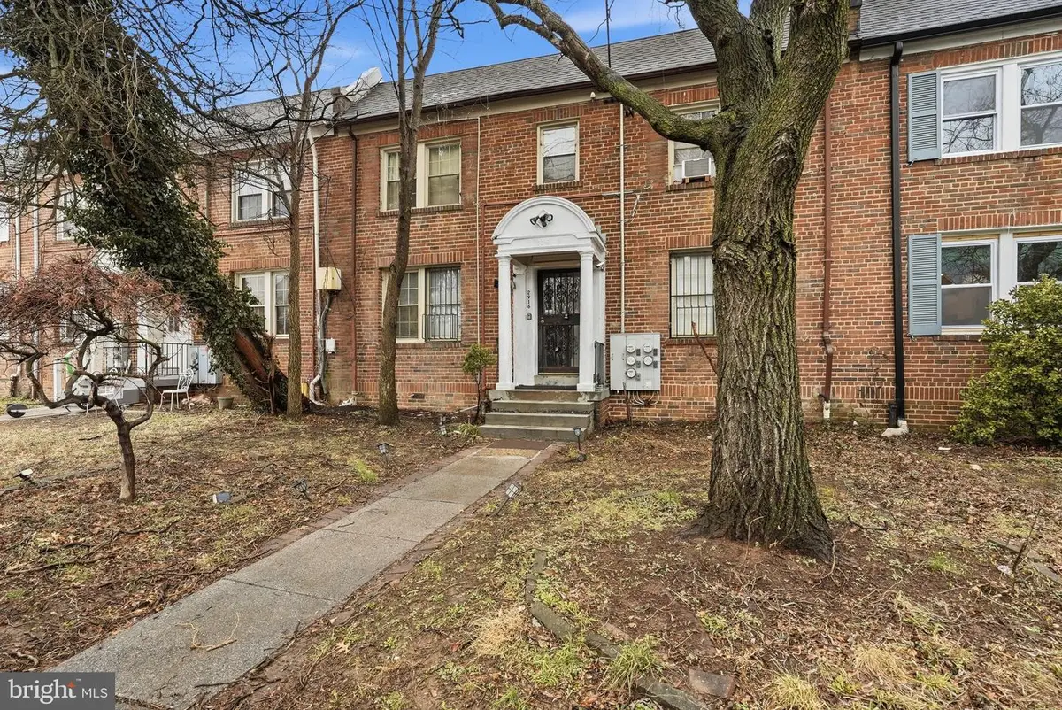 2916 8th St Ne, Washington, DC 20017 - #1