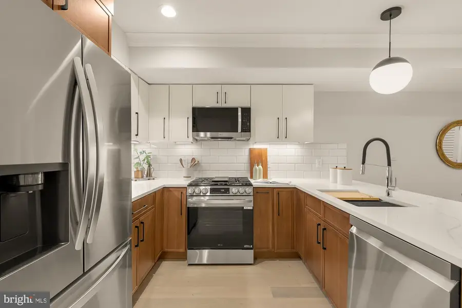 647 G St Se #1, Washington, DC 20003 - #2