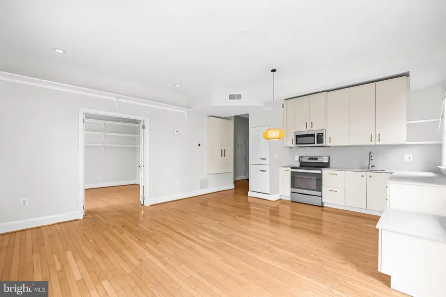 1401 Columbia Rd Nw #205, Washington, DC 20009 - #3