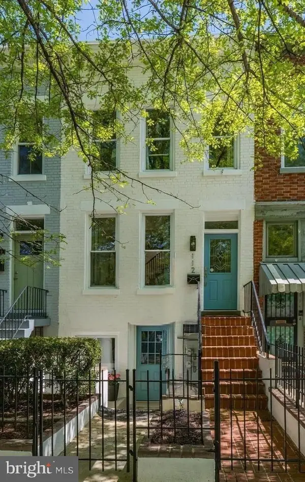 112 15th St Se, WASHINGTON, DC 20003