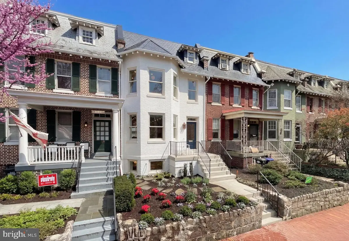 647 E St Ne, Washington, DC 20002 - #1