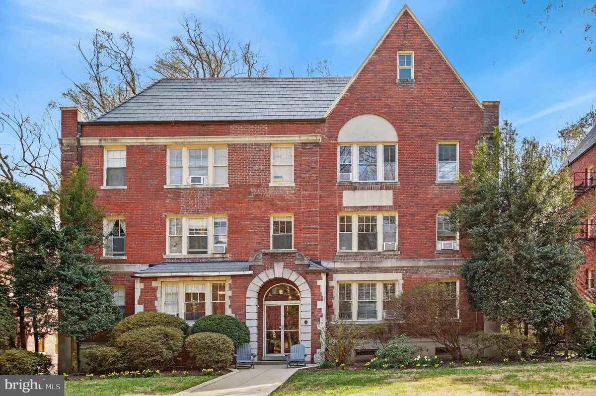 3022 Porter St Nw #102, Washington, DC 20008 - #1