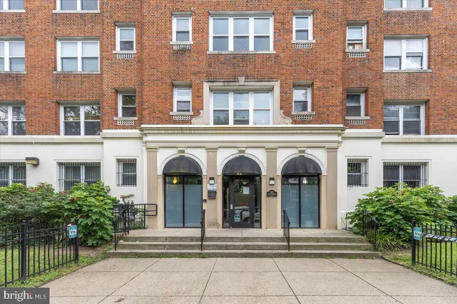 1458 Columbia Rd Nw #105, Washington, DC 20009 - #2