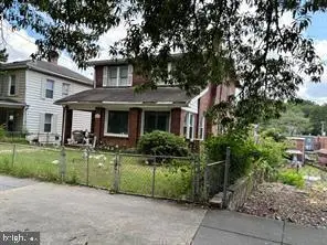 4053 Ne Benning Rd Ne, Washington, DC 20019 - #1