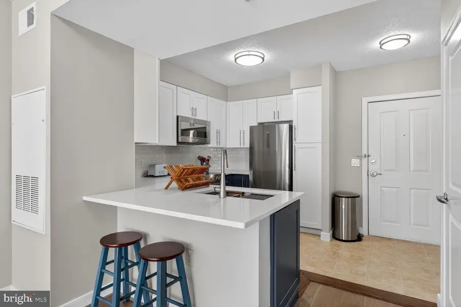 555 Massachusetts Ave Nw #406, Washington, DC 20001 - #3