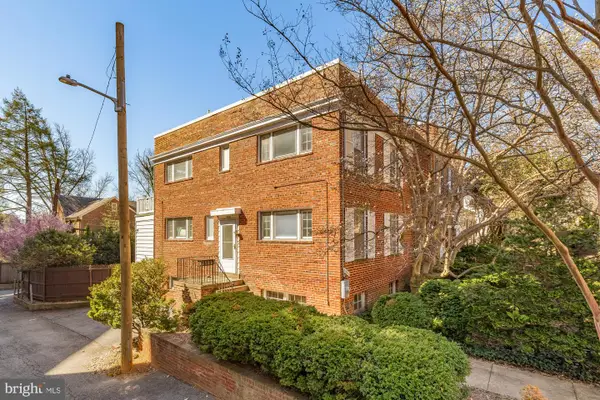 3520 Davenport St Nw, WASHINGTON, DC 20008