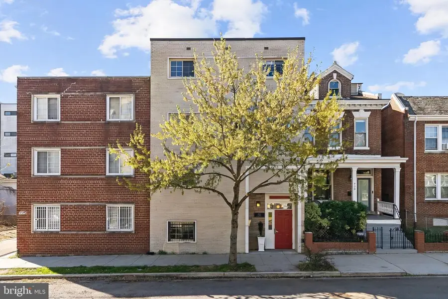 718 Park Rd Nw #5, Washington, DC 20010 - #2