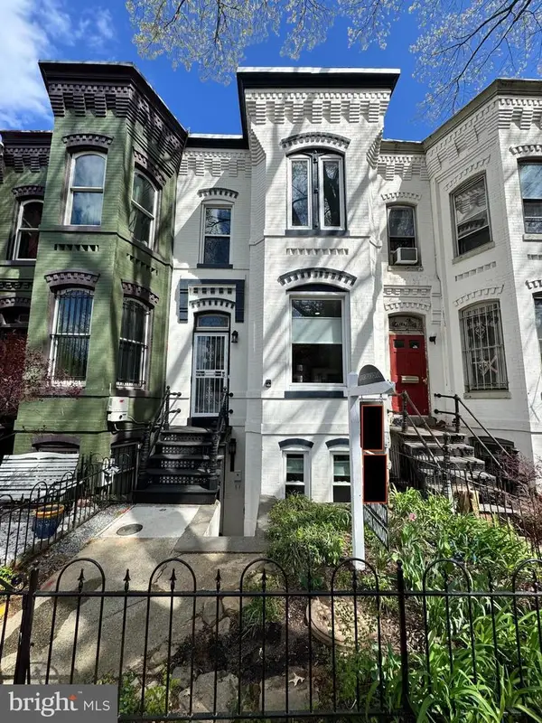 239 8th St Ne, WASHINGTON, DC 20002