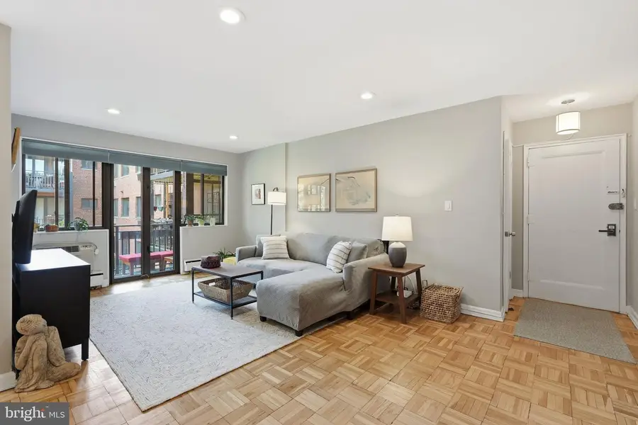 2325 42nd St Nw #321, Washington, DC 20007 - #3