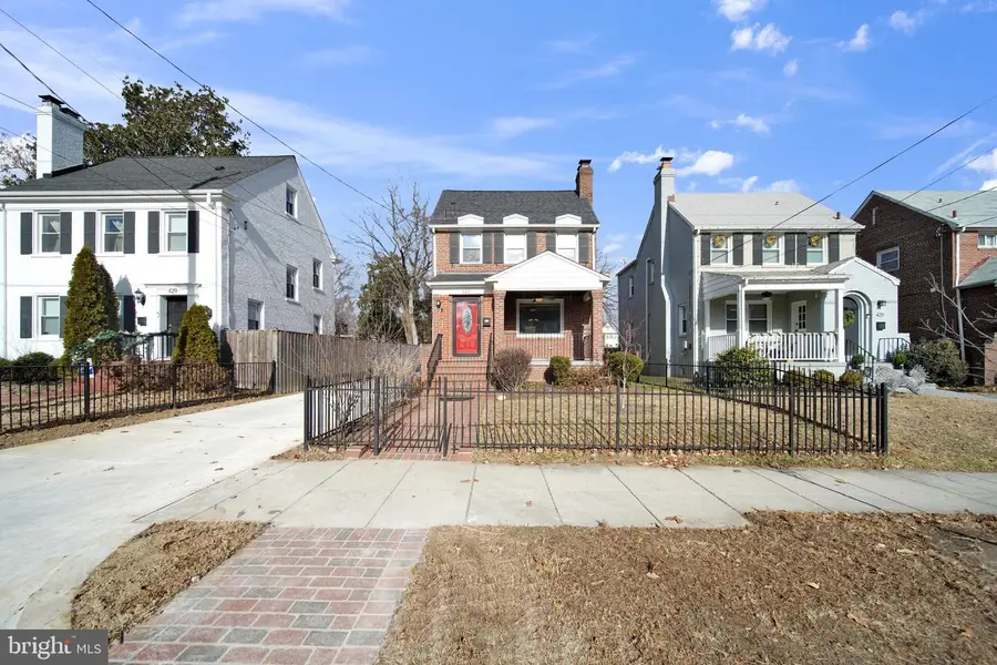 423 Quackenbos St Nw, Washington, DC 20011 - #3