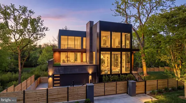2676 Chain Bridge Rd Nw, WASHINGTON, DC 20016