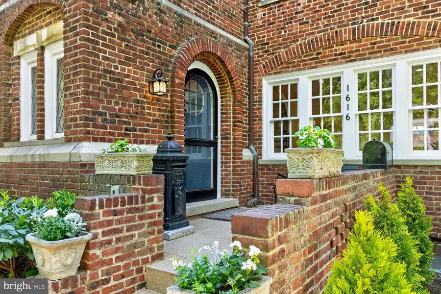 1616 44th St Nw, Washington, DC 20007 - #2