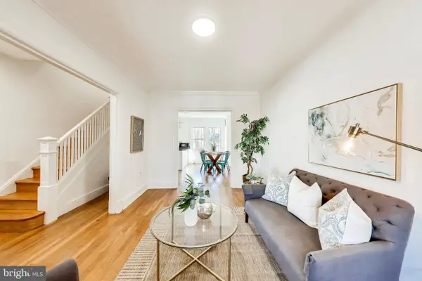 736 Girard St Nw, WASHINGTON, DC 20001