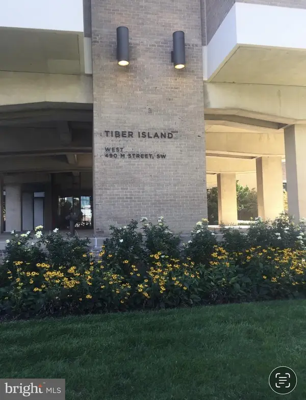 490 M St Sw #w-101, WASHINGTON, DC 20024