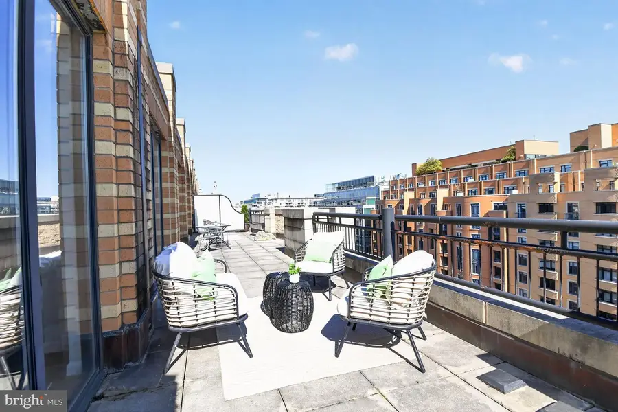 400 Massachusetts Ave Nw #1216, Washington, DC 20001 - #3