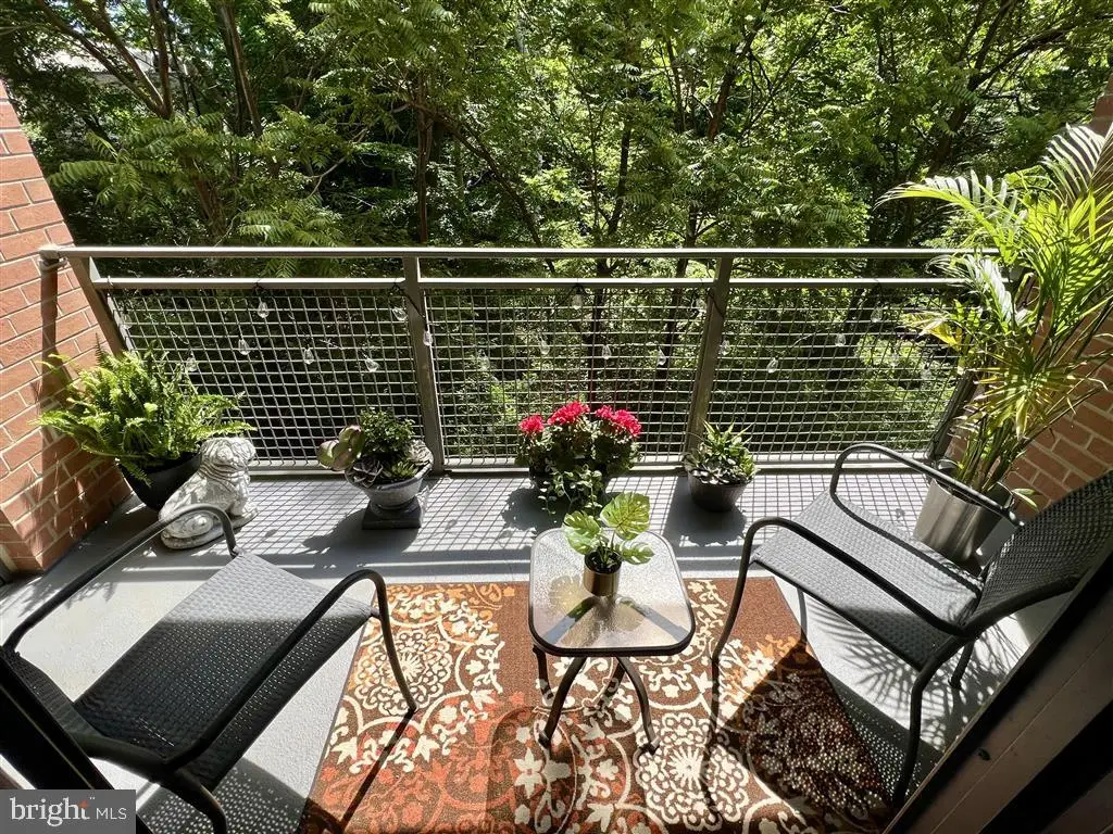 3883 Connecticut Ave Nw #212, Washington, DC 20008 - #1