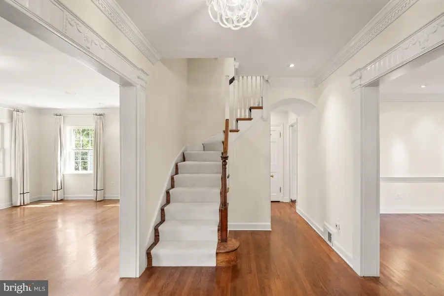 5058 Sedgwick St Nw, Washington, DC 20016 - #3