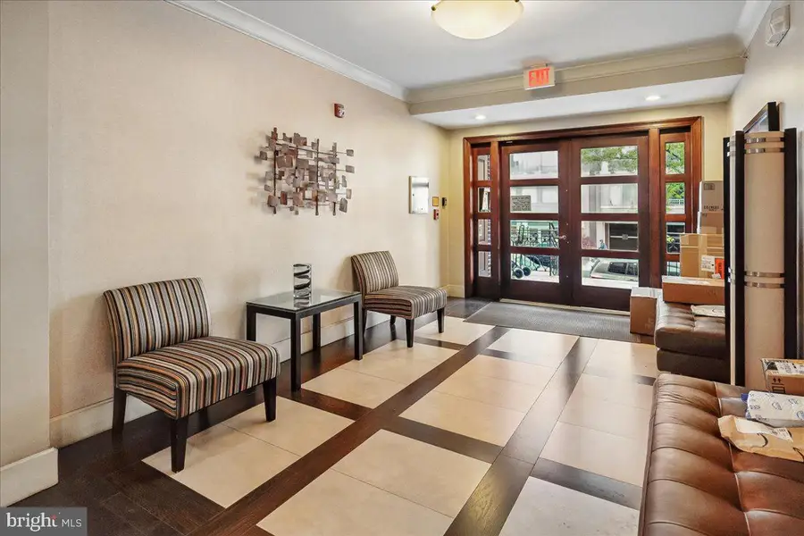 1121 24th St Nw #309, Washington, DC 20037 - #3