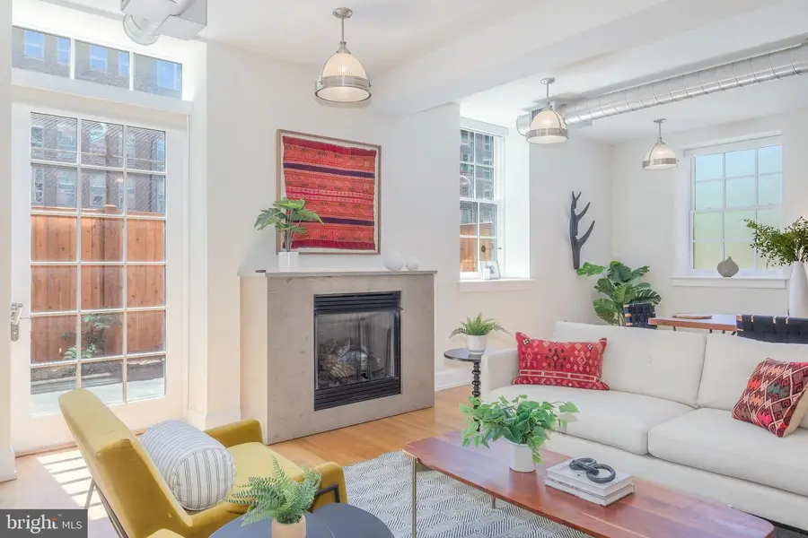 215 I St Ne #105, Washington, DC 20002 - #3