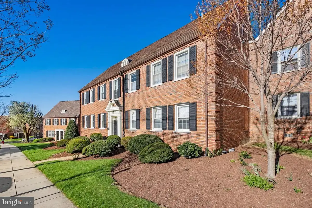 2001 Fort Davis St Se #102, Washington, DC 20020 - #1