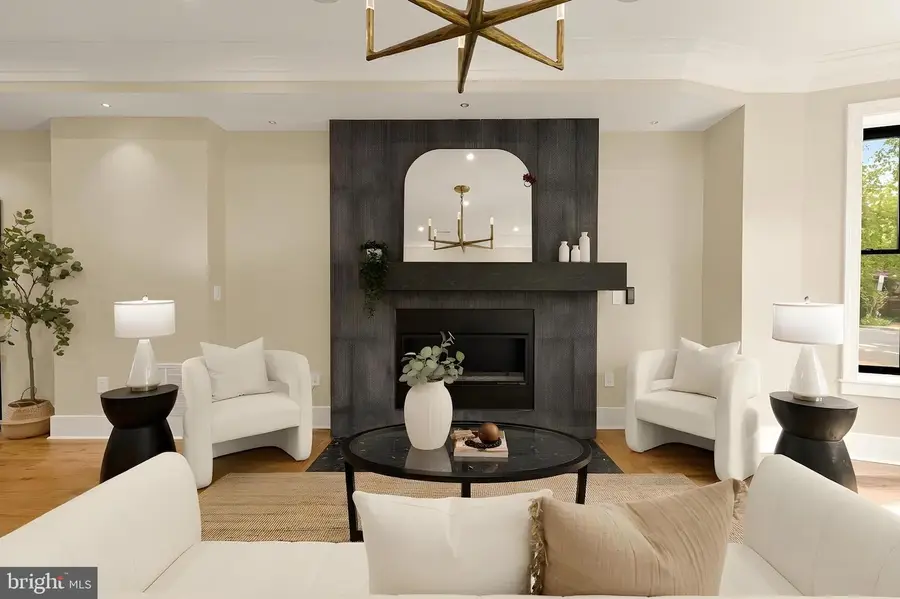 235 12th St Se, Washington, DC 20003 - #3