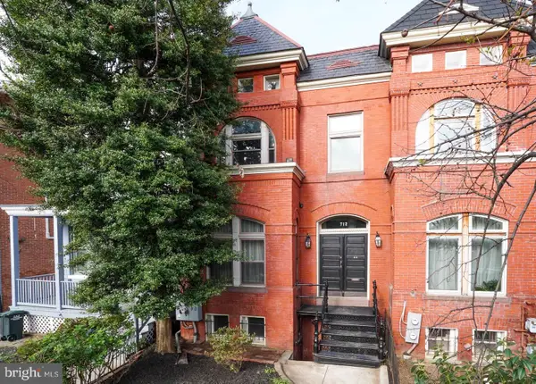 712 12th St Ne, WASHINGTON, DC 20002