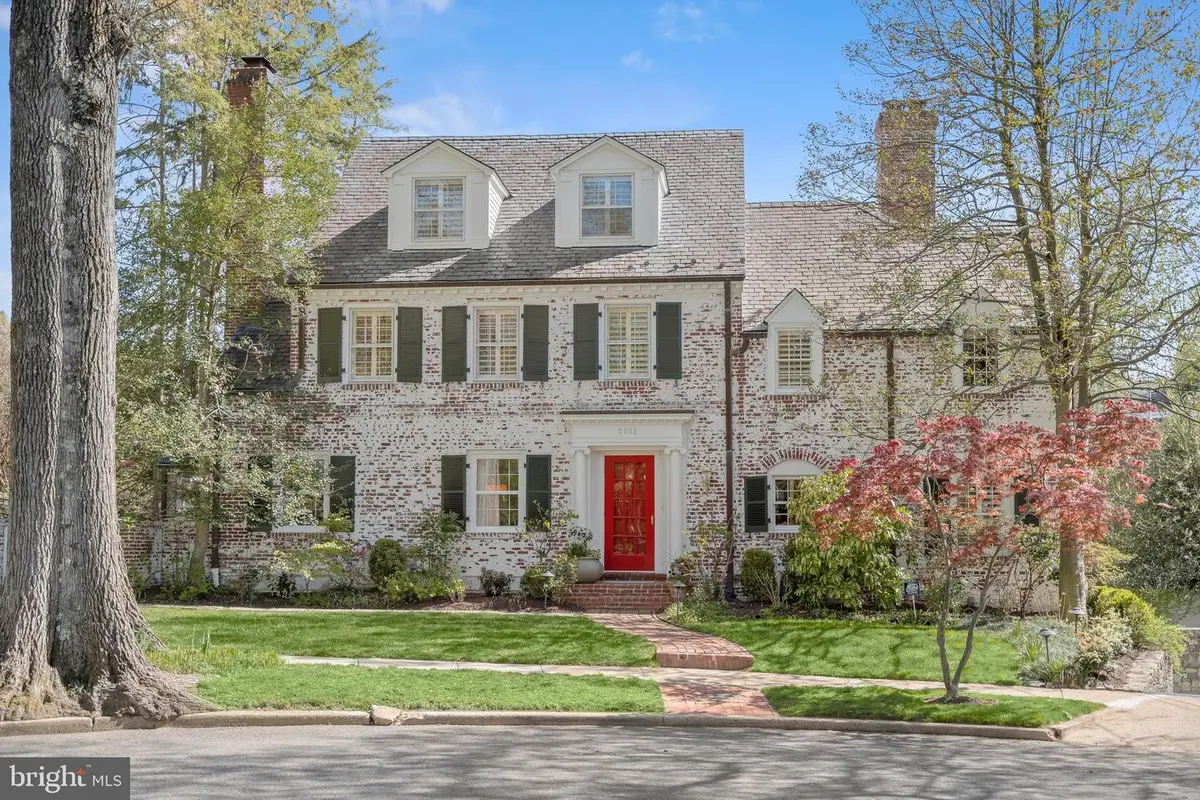 5082 Lowell St Nw, Washington, DC 20016 - #1