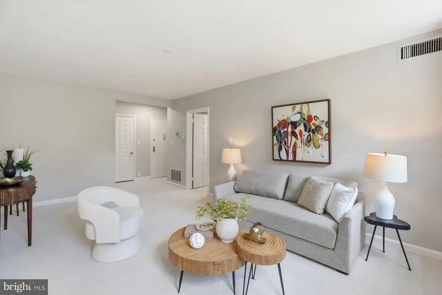 3450 39th St Nw #d688, Washington, DC 20016 - #3