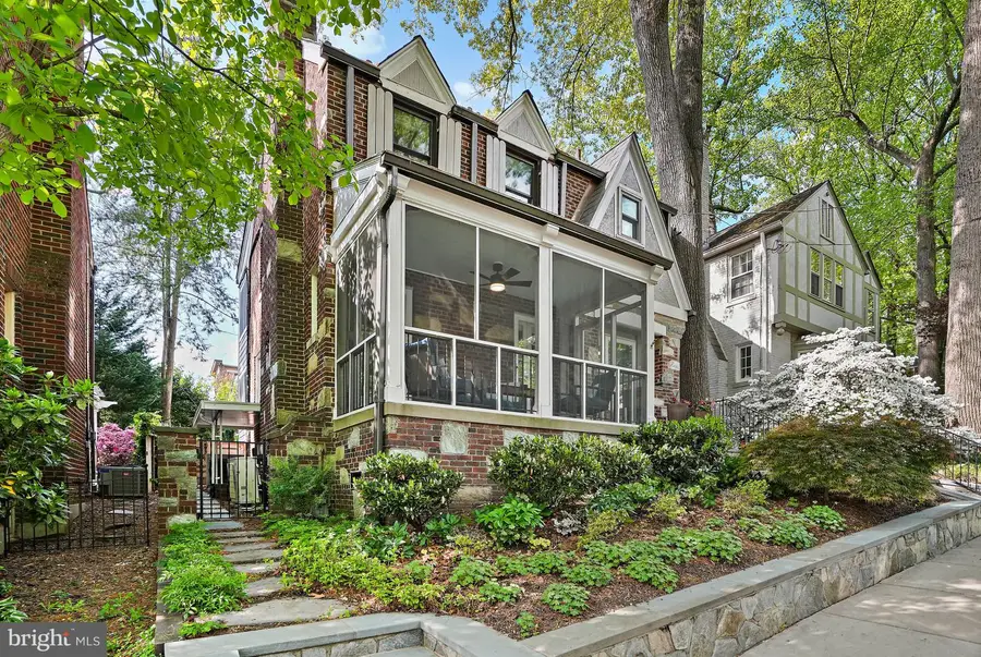 3638 Jocelyn St Nw, Washington, DC 20015 - #3