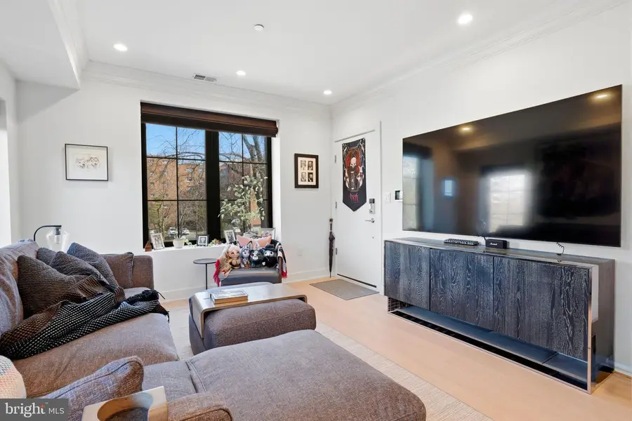 2642 39th St Nw #6, Washington, DC 20007 - #3