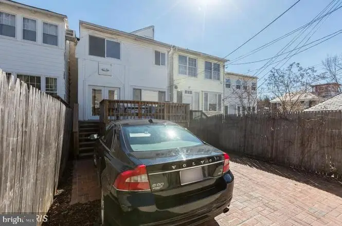 1804 37th St Nw, Washington, DC 20007 - #3