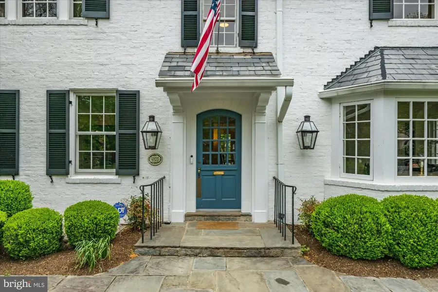 4923 Hillbrook Ln Nw, Washington, DC 20016 - #3