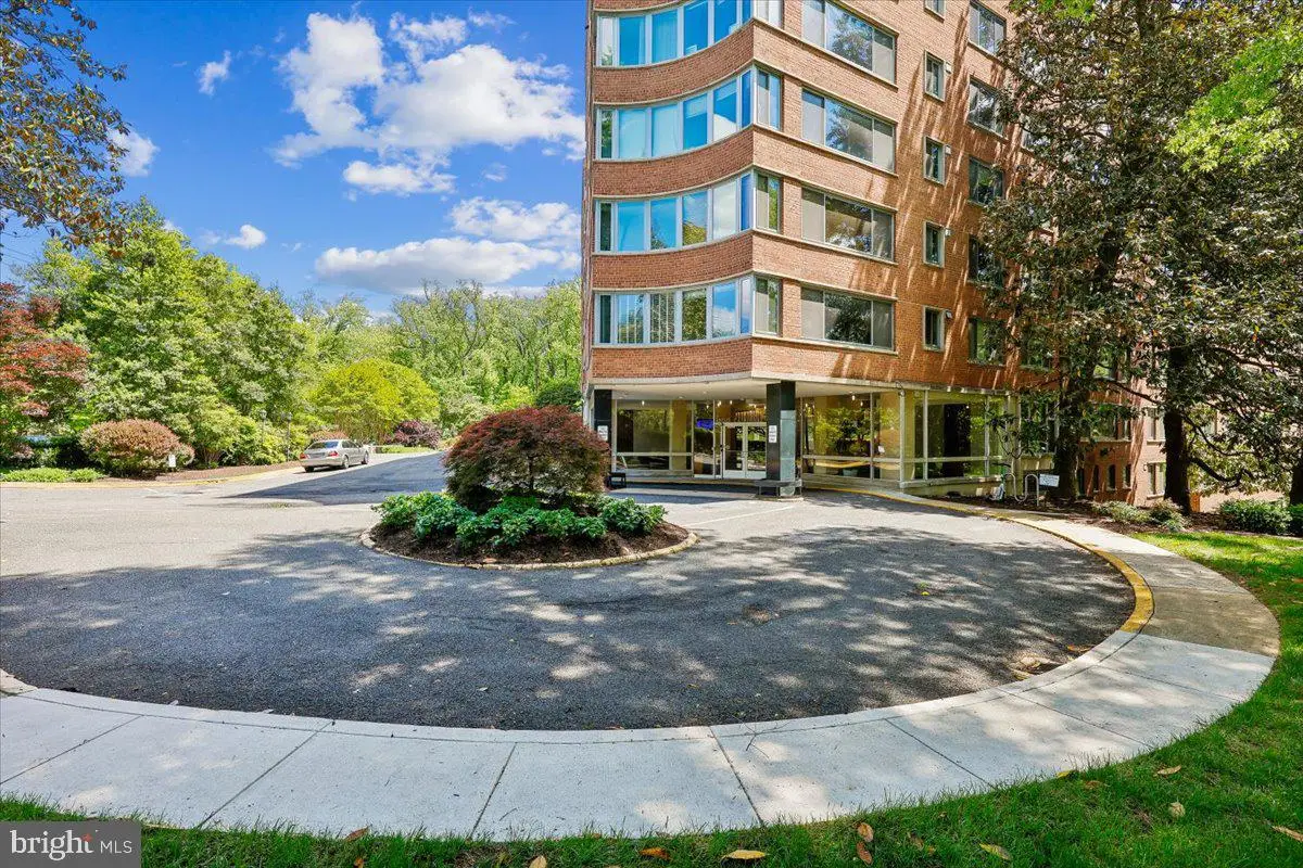 4200 Cathedral Ave Nw #716, Washington, DC 20016 - #1