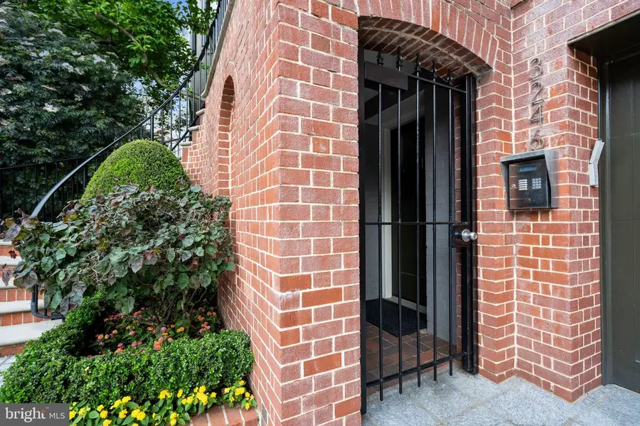 3246 N St Nw #4-a, Washington, DC 20007 - #2