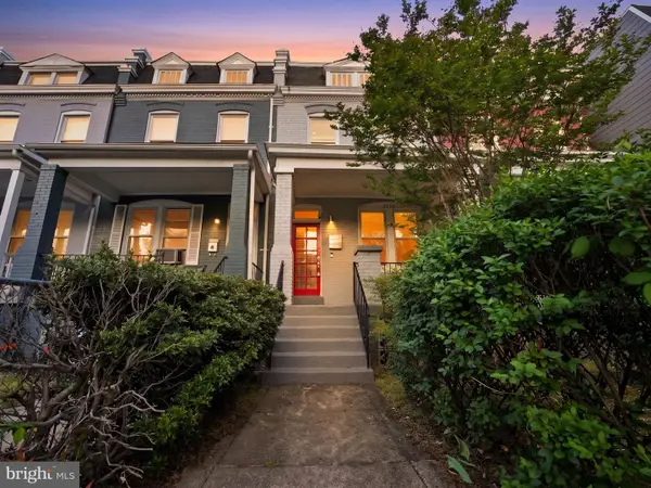 2111 4th St Ne, WASHINGTON, DC 20002