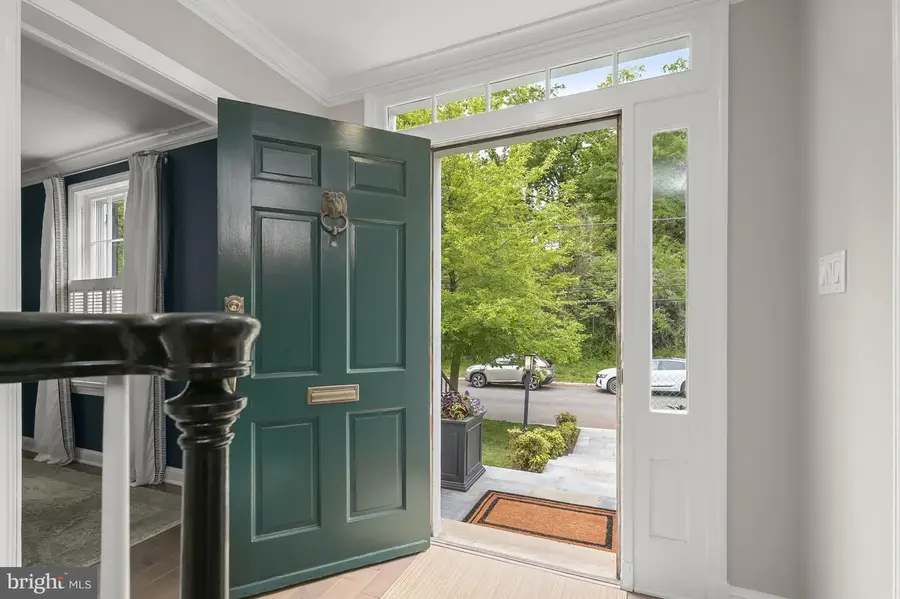 5004 Klingle St Nw, Washington, DC 20016 - #2