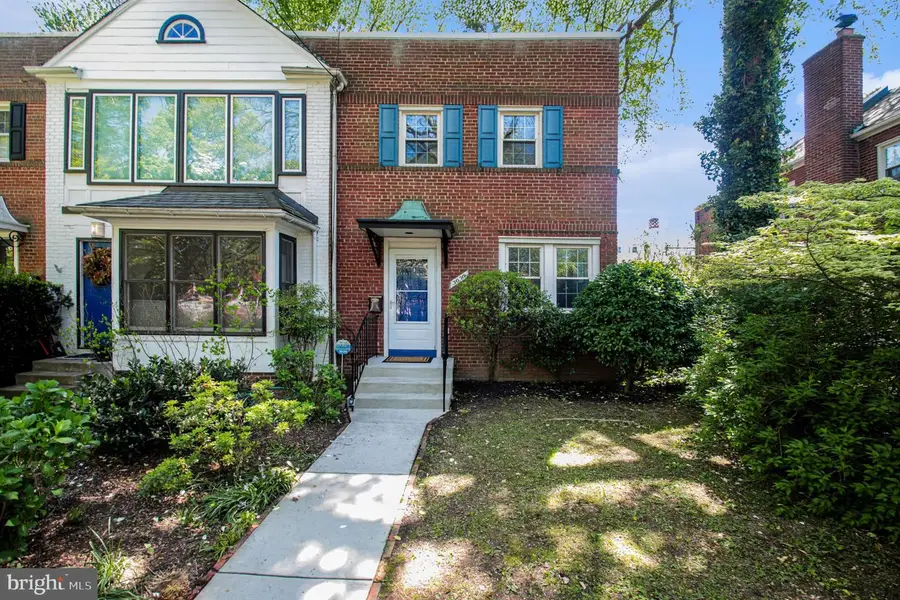 3630 Fessenden St Nw, Washington, DC 20008 - #2