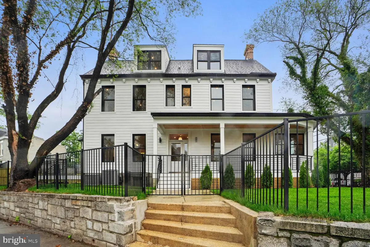3901 New Hampshire Ave Nw, Washington, DC 20011 - #1